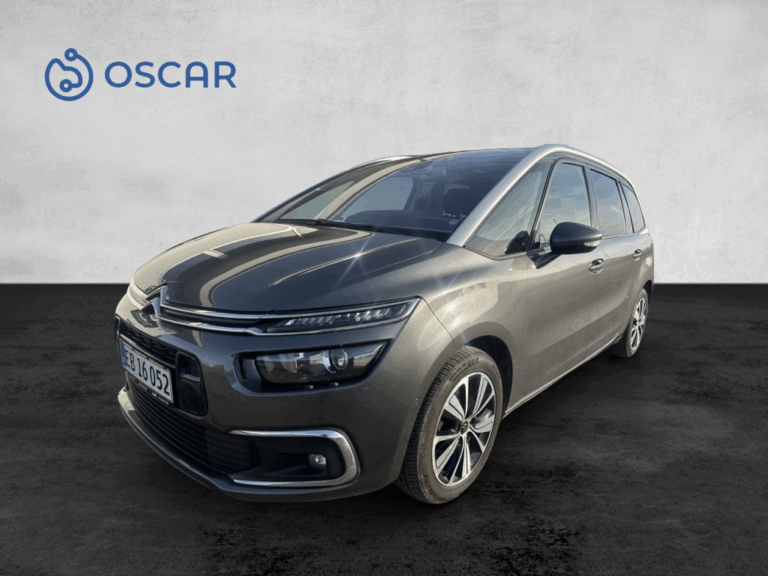 7 personers bil fra Oscar biludlejning